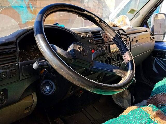 Синий ГАЗ Газель, объемом двигателя 2.3 л и пробегом 264 тыс. км за 3000 $, фото 2 на Automoto.ua