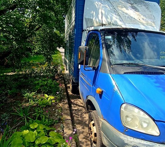 Синий ГАЗ Газель, объемом двигателя 2.7 л и пробегом 300 тыс. км за 1600 $, фото 1 на Automoto.ua