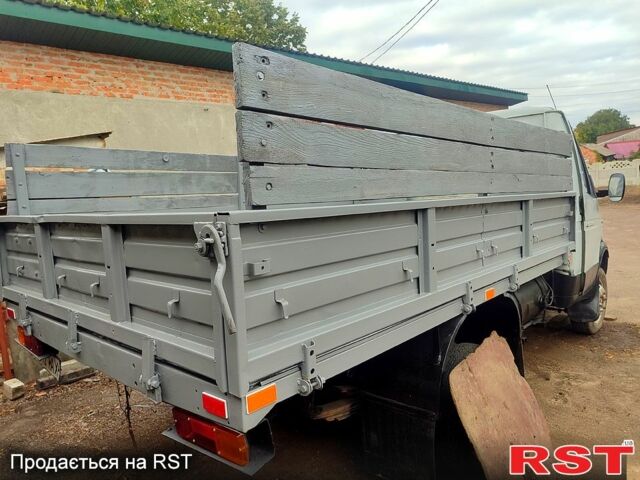 Синий ГАЗ Газель, объемом двигателя 2.4 л и пробегом 28400 тыс. км за 3000 $, фото 5 на Automoto.ua