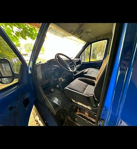 Синий ГАЗ Газель, объемом двигателя 3 л и пробегом 33 тыс. км за 4500 $, фото 5 на Automoto.ua