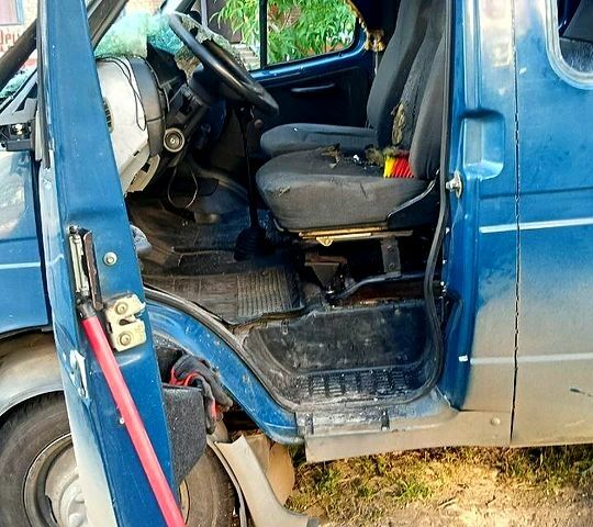 Синій ГАЗ Газель, об'ємом двигуна 2.3 л та пробігом 250 тис. км за 2000 $, фото 1 на Automoto.ua