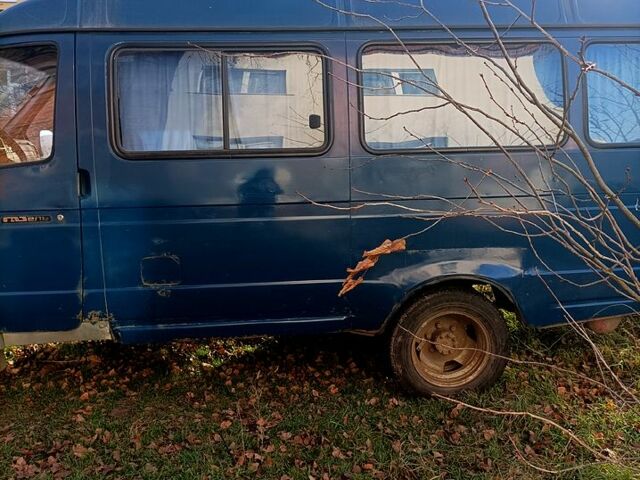 Синий ГАЗ Газель, объемом двигателя 2.3 л и пробегом 300 тыс. км за 1100 $, фото 2 на Automoto.ua