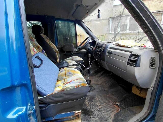 Синий ГАЗ Газель, объемом двигателя 2.5 л и пробегом 291 тыс. км за 2360 $, фото 4 на Automoto.ua