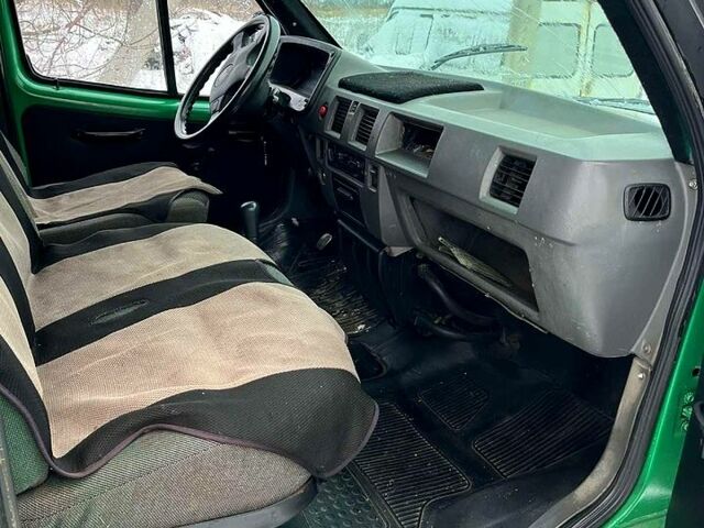 Зеленый ГАЗ Газель, объемом двигателя 2.3 л и пробегом 250 тыс. км за 1500 $, фото 7 на Automoto.ua