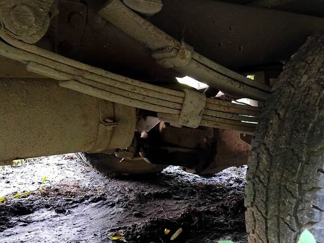 Зеленый ГАЗ Газель, объемом двигателя 2.3 л и пробегом 250 тыс. км за 1800 $, фото 4 на Automoto.ua