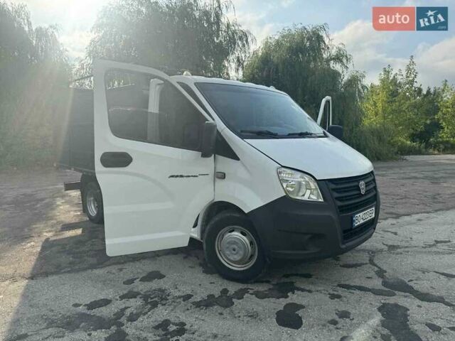 Белый ГАЗ Next, объемом двигателя 2.69 л и пробегом 130 тыс. км за 5500 $, фото 4 на Automoto.ua