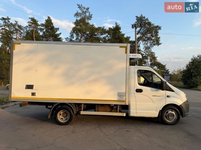 Белый ГАЗ Next, объемом двигателя 2.69 л и пробегом 134 тыс. км за 15000 $, фото 6 на Automoto.ua