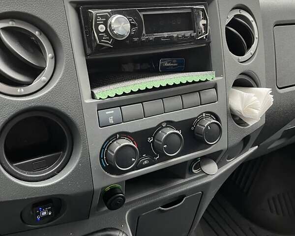 Белый ГАЗ Next, объемом двигателя 2.69 л и пробегом 44 тыс. км за 15900 $, фото 3 на Automoto.ua