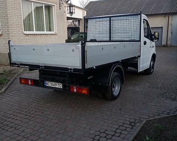 Белый ГАЗ Next, объемом двигателя 2.78 л и пробегом 200 тыс. км за 12500 $, фото 10 на Automoto.ua