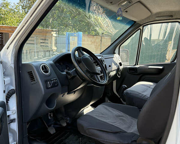 Белый ГАЗ Next, объемом двигателя 2.78 л и пробегом 96 тыс. км за 9000 $, фото 5 на Automoto.ua