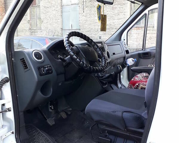 Белый ГАЗ Next, объемом двигателя 2.78 л и пробегом 120 тыс. км за 14999 $, фото 8 на Automoto.ua