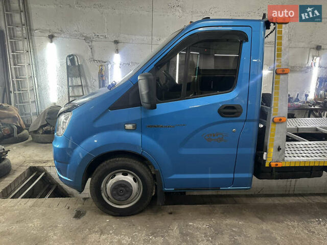 Синий ГАЗ Next, объемом двигателя 2.78 л и пробегом 182 тыс. км за 12400 $, фото 1 на Automoto.ua