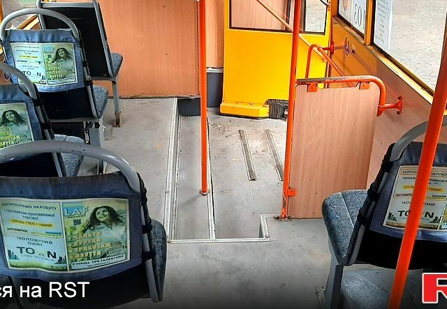 ГАЗ РУТА, об'ємом двигуна 2.7 л та пробігом 242 тис. км за 15000 $, фото 8 на Automoto.ua