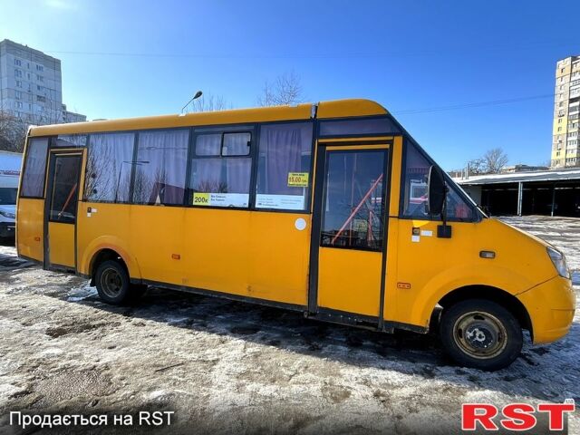 Жовтий ГАЗ РУТА, об'ємом двигуна 2.7 л та пробігом 320 тис. км за 14000 $, фото 4 на Automoto.ua