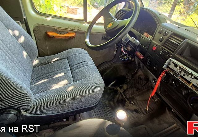 Білий ГАЗ Соболь, об'ємом двигуна 2.3 л та пробігом 0 тис. км за 1500 $, фото 8 на Automoto.ua