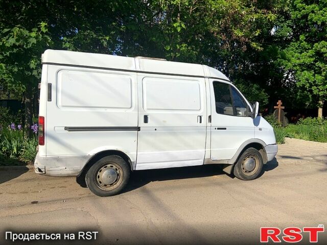 Белый ГАЗ Соболь, объемом двигателя 2.3 л и пробегом 210 тыс. км за 1250 $, фото 3 на Automoto.ua