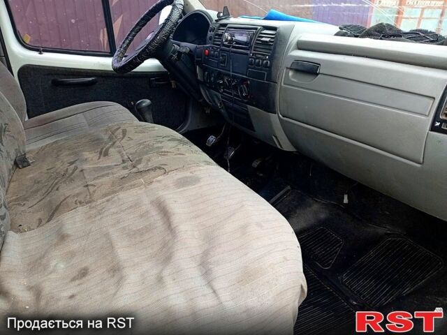 Білий ГАЗ Соболь, об'ємом двигуна 25 л та пробігом 120 тис. км за 1850 $, фото 1 на Automoto.ua