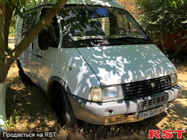 Белый ГАЗ Соболь, объемом двигателя 2.3 л и пробегом 333 тыс. км за 1250 $, фото 2 на Automoto.ua