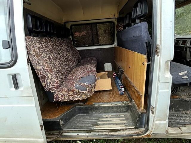 Белый ГАЗ Соболь, объемом двигателя 2.3 л и пробегом 82 тыс. км за 1400 $, фото 6 на Automoto.ua