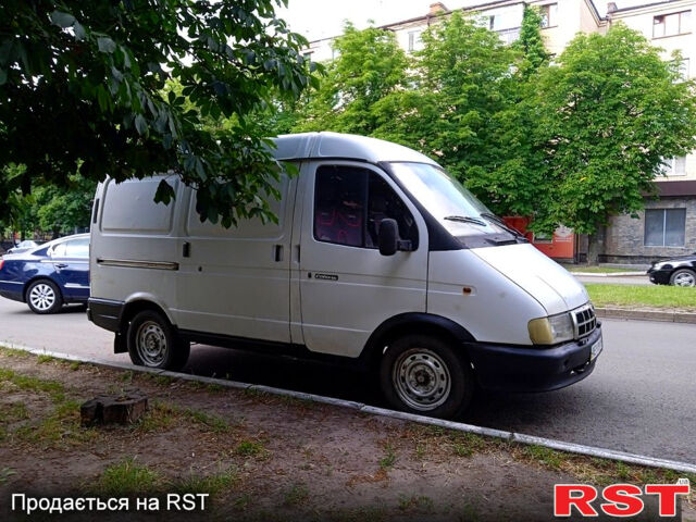 Белый ГАЗ Соболь, объемом двигателя 2.3 л и пробегом 200 тыс. км за 1900 $, фото 3 на Automoto.ua