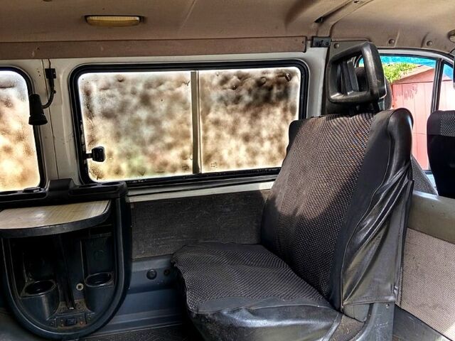 Білий ГАЗ Соболь, об'ємом двигуна 2.3 л та пробігом 102 тис. км за 2400 $, фото 4 на Automoto.ua
