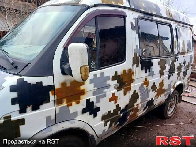 Белый ГАЗ Соболь, объемом двигателя 2.5 л и пробегом 246 тыс. км за 1440 $, фото 4 на Automoto.ua
