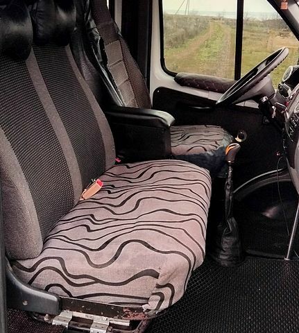 Белый ГАЗ Соболь, объемом двигателя 2.5 л и пробегом 190 тыс. км за 3000 $, фото 12 на Automoto.ua