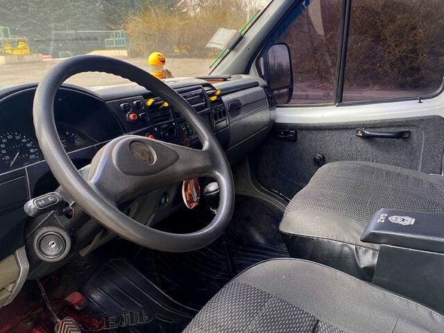 Білий ГАЗ Соболь, об'ємом двигуна 2.5 л та пробігом 190 тис. км за 3500 $, фото 6 на Automoto.ua