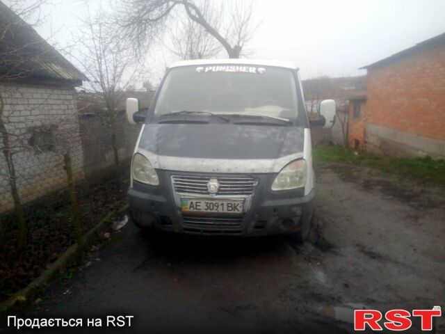 Белый ГАЗ Соболь, объемом двигателя 2.5 л и пробегом 253 тыс. км за 580 $, фото 7 на Automoto.ua