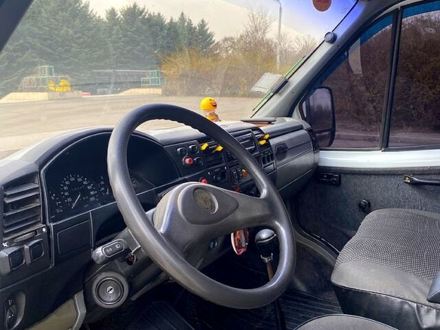 Білий ГАЗ Соболь, об'ємом двигуна 2.5 л та пробігом 190 тис. км за 3500 $, фото 7 на Automoto.ua