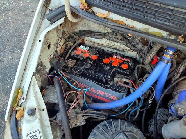 Білий ГАЗ Соболь, об'ємом двигуна 2.5 л та пробігом 280 тис. км за 2200 $, фото 3 на Automoto.ua