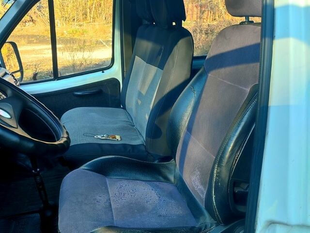 Білий ГАЗ Соболь, об'ємом двигуна 2.5 л та пробігом 280 тис. км за 2200 $, фото 5 на Automoto.ua