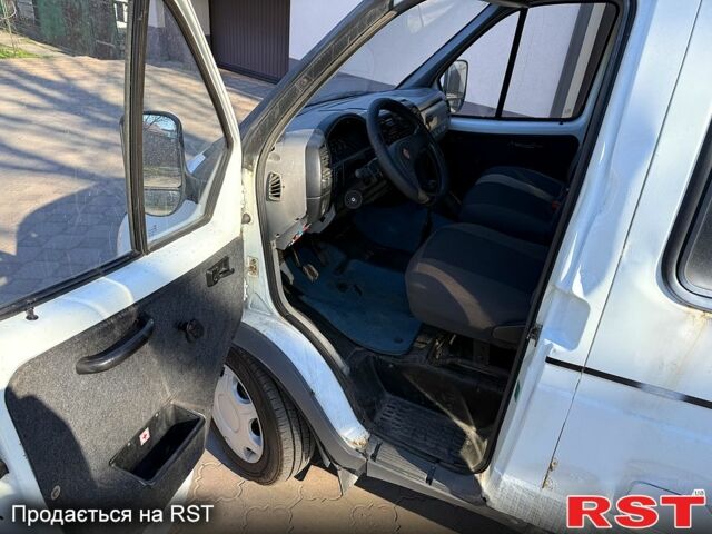 Білий ГАЗ Соболь, об'ємом двигуна 2.5 л та пробігом 0 тис. км за 1375 $, фото 9 на Automoto.ua