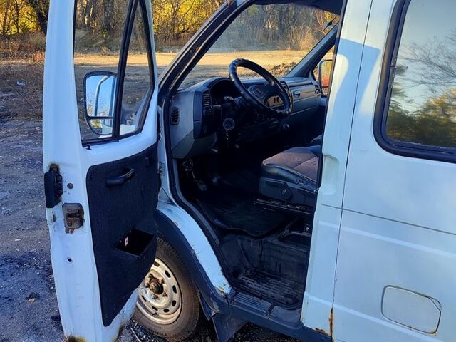 Белый ГАЗ Соболь, объемом двигателя 2.5 л и пробегом 280 тыс. км за 2200 $, фото 11 на Automoto.ua