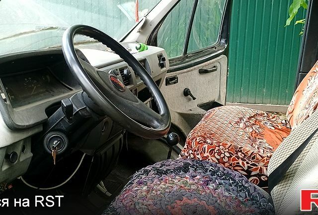 Чорний ГАЗ Соболь, об'ємом двигуна 2.3 л та пробігом 0 тис. км за 1800 $, фото 4 на Automoto.ua