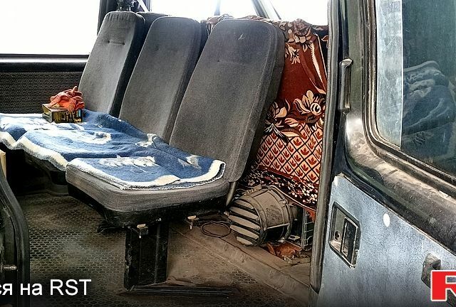 Чорний ГАЗ Соболь, об'ємом двигуна 2.3 л та пробігом 0 тис. км за 1800 $, фото 8 на Automoto.ua