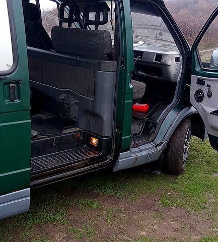 Зелений ГАЗ Соболь, об'ємом двигуна 2.3 л та пробігом 146 тис. км за 1450 $, фото 11 на Automoto.ua