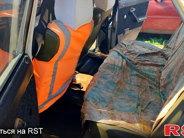 Белый ГАЗ Волга, объемом двигателя 2.5 л и пробегом 0 тыс. км за 600 $, фото 3 на Automoto.ua