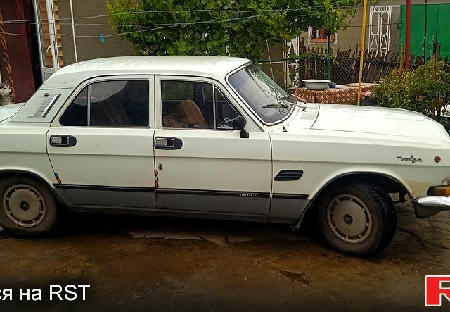 Белый ГАЗ Волга, объемом двигателя 2.4 л и пробегом 0 тыс. км за 600 $, фото 1 на Automoto.ua