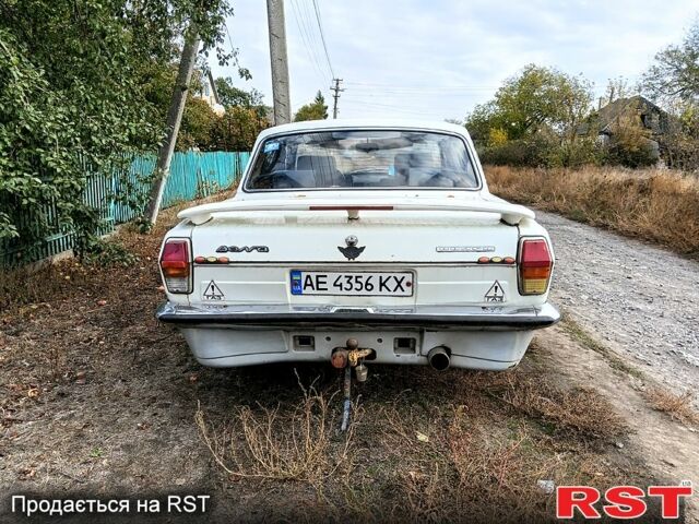Белый ГАЗ Волга, объемом двигателя 2.4 л и пробегом 100 тыс. км за 950 $, фото 1 на Automoto.ua