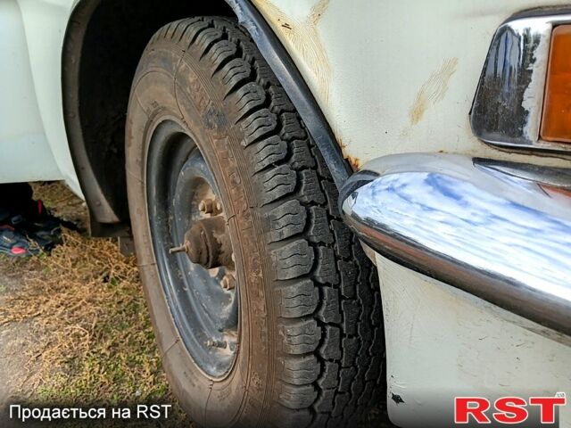 Белый ГАЗ Волга, объемом двигателя 2.4 л и пробегом 100 тыс. км за 950 $, фото 5 на Automoto.ua