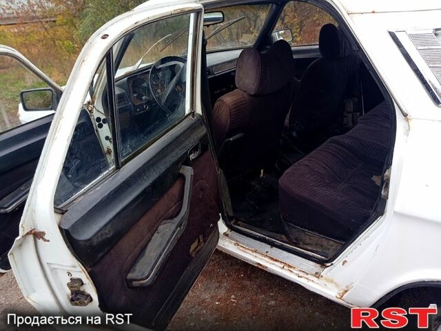 Білий ГАЗ Волга, об'ємом двигуна 2.5 л та пробігом 100 тис. км за 600 $, фото 6 на Automoto.ua