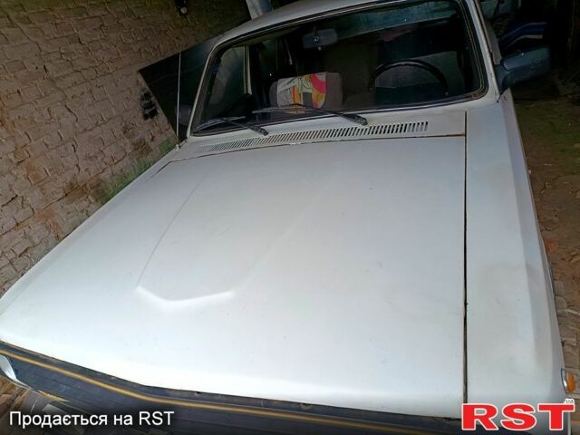 Білий ГАЗ Волга, об'ємом двигуна 2.4 л та пробігом 120 тис. км за 1400 $, фото 10 на Automoto.ua