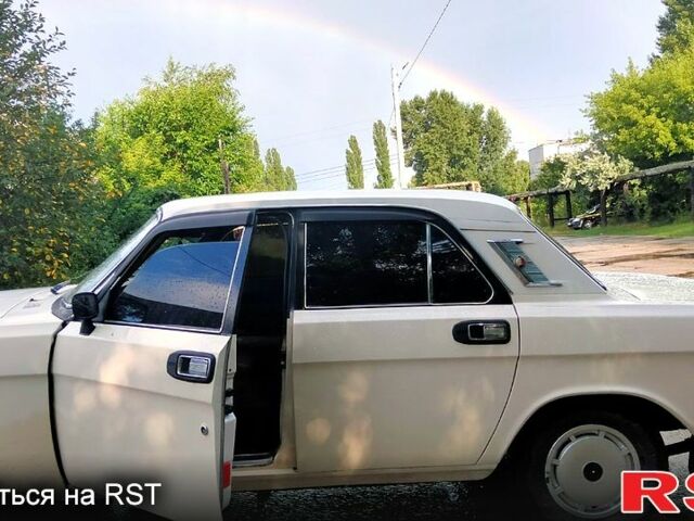 Белый ГАЗ Волга, объемом двигателя 2.4 л и пробегом 57 тыс. км за 1440 $, фото 7 на Automoto.ua