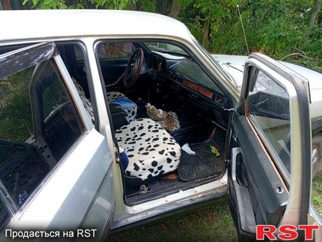 Белый ГАЗ Волга, объемом двигателя 2.4 л и пробегом 0 тыс. км за 650 $, фото 2 на Automoto.ua