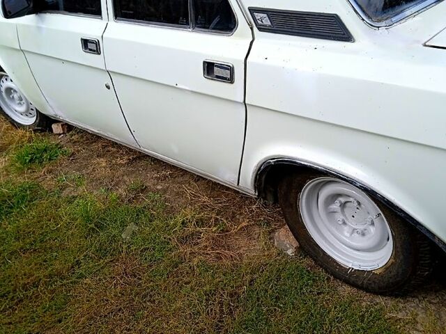 Білий ГАЗ Волга, об'ємом двигуна 2.4 л та пробігом 0 тис. км за 950 $, фото 9 на Automoto.ua