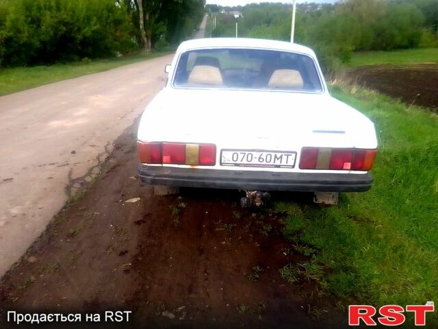Белый ГАЗ Волга, объемом двигателя 2.5 л и пробегом 0 тыс. км за 570 $, фото 1 на Automoto.ua
