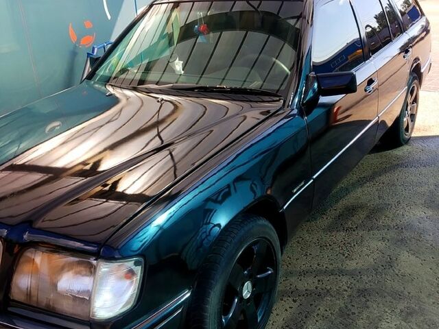 Белый ГАЗ Волга, объемом двигателя 2 л и пробегом 150 тыс. км за 1000 $, фото 11 на Automoto.ua