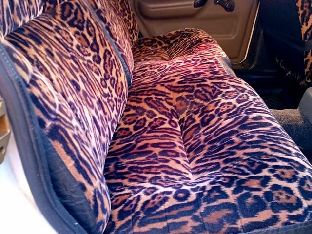 Белый ГАЗ Волга, объемом двигателя 2 л и пробегом 90 тыс. км за 1200 $, фото 3 на Automoto.ua