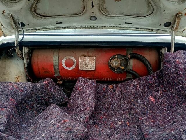 Білий ГАЗ Волга, об'ємом двигуна 2.3 л та пробігом 0 тис. км за 750 $, фото 3 на Automoto.ua